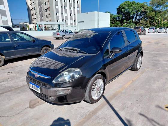FIAT PUNTO 1.6 ESSENCE 16V FLEX 4P MANUAL FIAT PUNTO 1.6 ESSENCE 16V FLEX 4P MANUAL